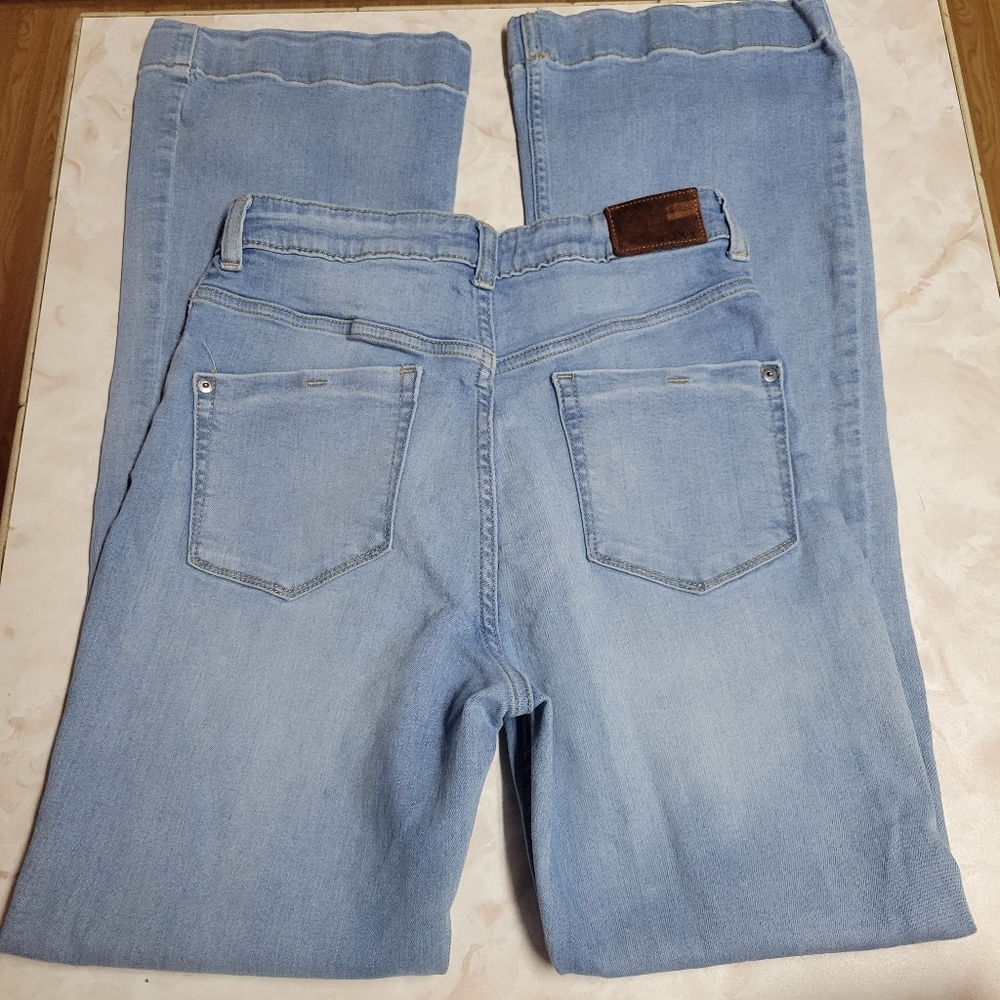 Roxy Light Wash Jeans Size 27 High Rise Bootcut Casual Denim
